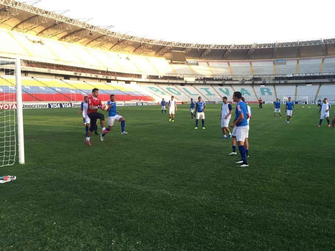 Cruzeiro treinou no moderno estdio Cachamay, local do jogo com o Mineros