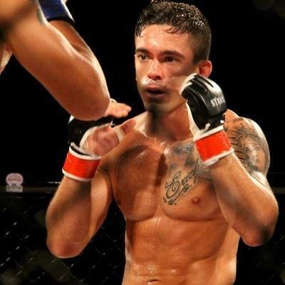 Peter Montibeller (7-0), 26, Florianpolis, SC - Peso-Galo