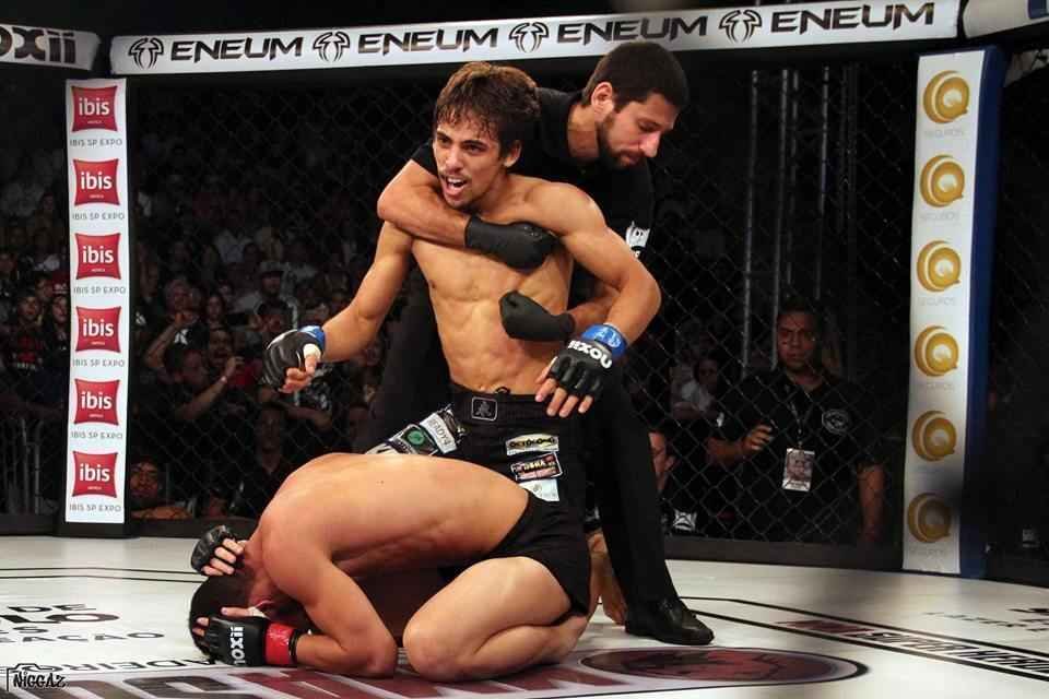 Eduardo Diez 'Cabelo' (4-0), 25, So Paulo, SP - Peso-Galo