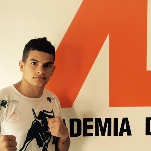 Mateus Vasco 'Pitbull' (12-1), 24, Sorocaba, SP - Peso-Galo