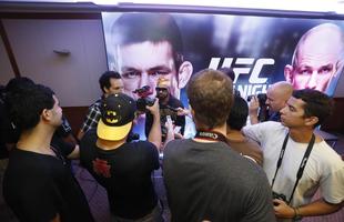 Imagens do Media Day do UFC Fight Night 62 - Godofredo 'Pepey' concede entrevista