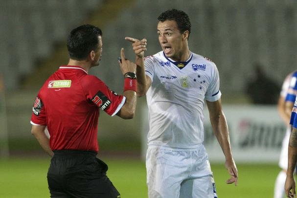 Em Puerto Ordaz, Raposa enfrenta time venezuelano pelo grupo 3 da competio internacional