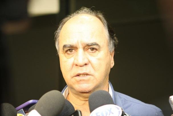 Marcelo Oliveira concede entrevista no Aeroporto de Confins