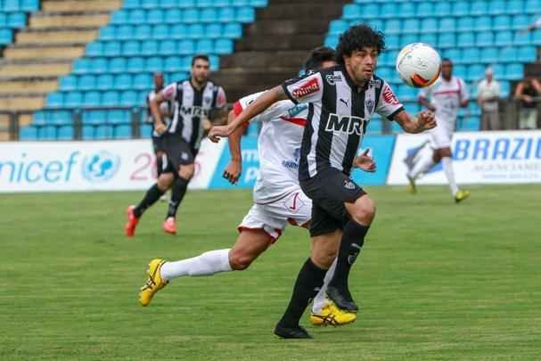 Com dois gols de Luan e um de Lucas Pratto, Atlético goleia Tombense por 3 a 0