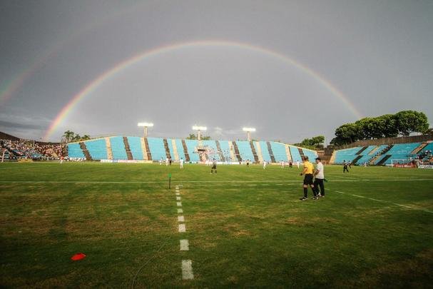 Com dois gols de Luan e um de Lucas Pratto, Atlético goleia Tombense por 3 a 0