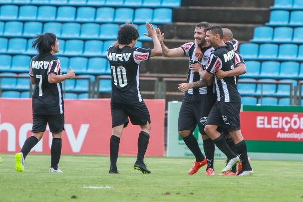 Com dois gols de Luan e um de Lucas Pratto, Atlético goleia Tombense por 3 a 0