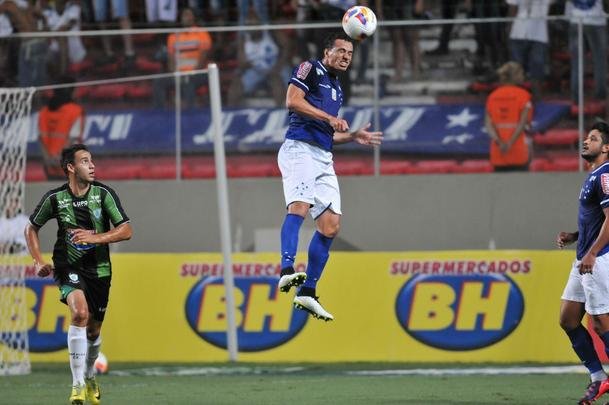 Imagens do clssico entre Amrica e Cruzeiro, no Independncia, pela nona rodada do Mineiro