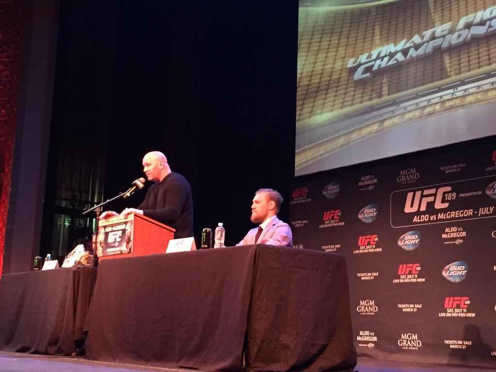 UFC 189 World Championship Tour, com Jos Aldo e Conor McGregor, em Boston