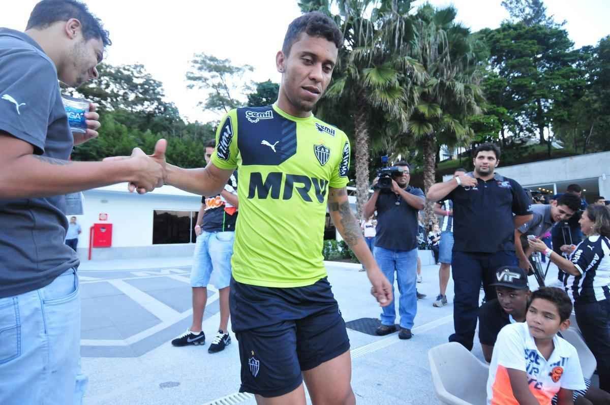 Fotos do treino do Atltico no dia de seu aniversrio de 107 anos