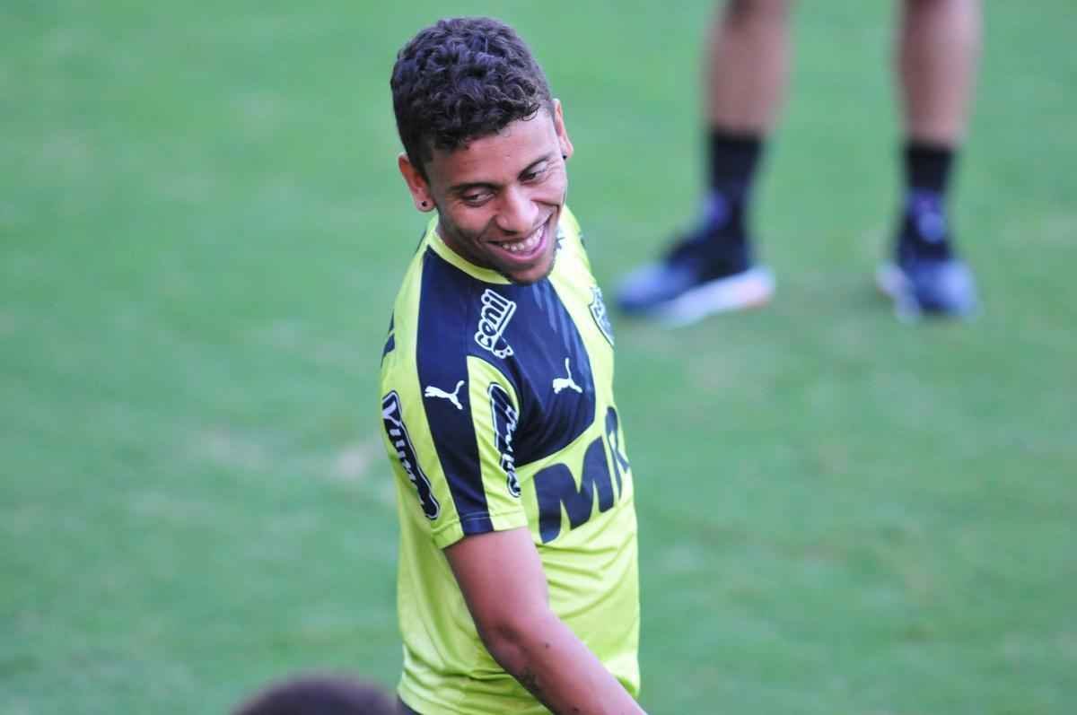 Fotos do treino do Atltico no dia de seu aniversrio de 107 anos