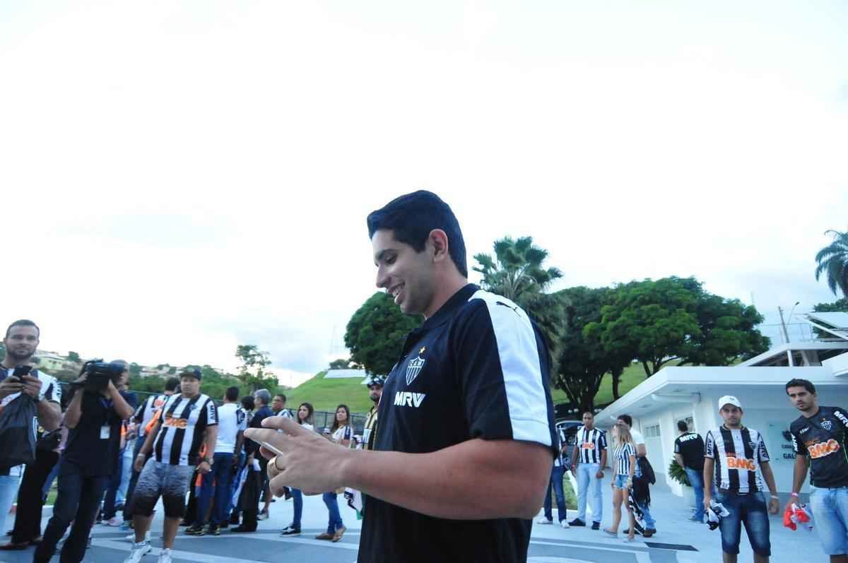 Fotos do treino do Atltico no dia de seu aniversrio de 107 anos