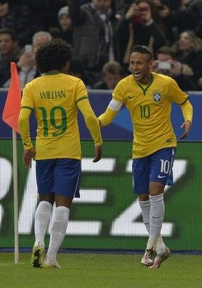 Imagens do jogo amistoso entre França e Brasil no Stade de France - na foto, comemoração do gol de Neymar