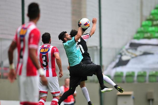 Atltico x Villa Nova pela penltima rodada da fase de classificao do Campeonato Mineiro
