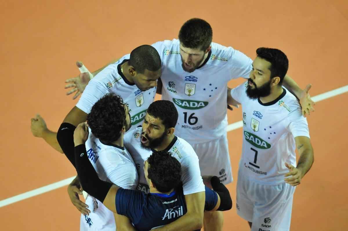 Fotos de Minas x Cruzeiro, pela semifinal da Superliga Masculina