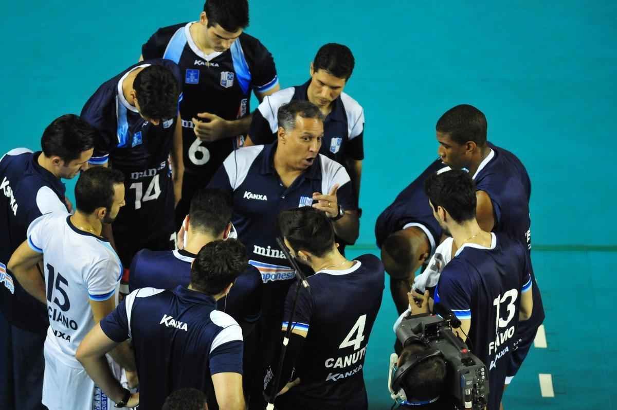 Fotos de Minas x Cruzeiro, pela semifinal da Superliga Masculina