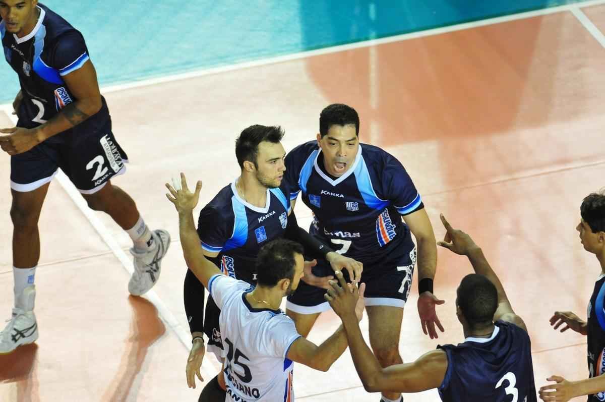 Fotos de Minas x Cruzeiro, pela semifinal da Superliga Masculina