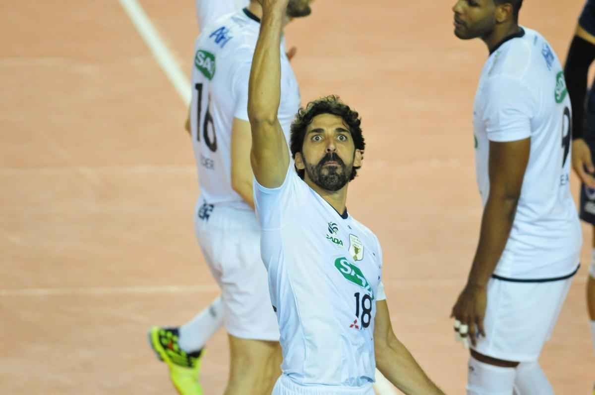 Cruzeiro venceu o Minas com parciais de 25/22, 25/11 e 25/19 na Arena JK, em Belo Horizonte