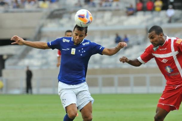 Equipes se enfrentam em jogo vlido pela ltima rodada da primeira rodada do Campeonato Mineiro