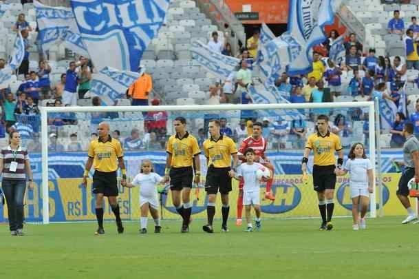 Equipes se enfrentam em jogo vlido pela ltima rodada da primeira rodada do Campeonato Mineiro