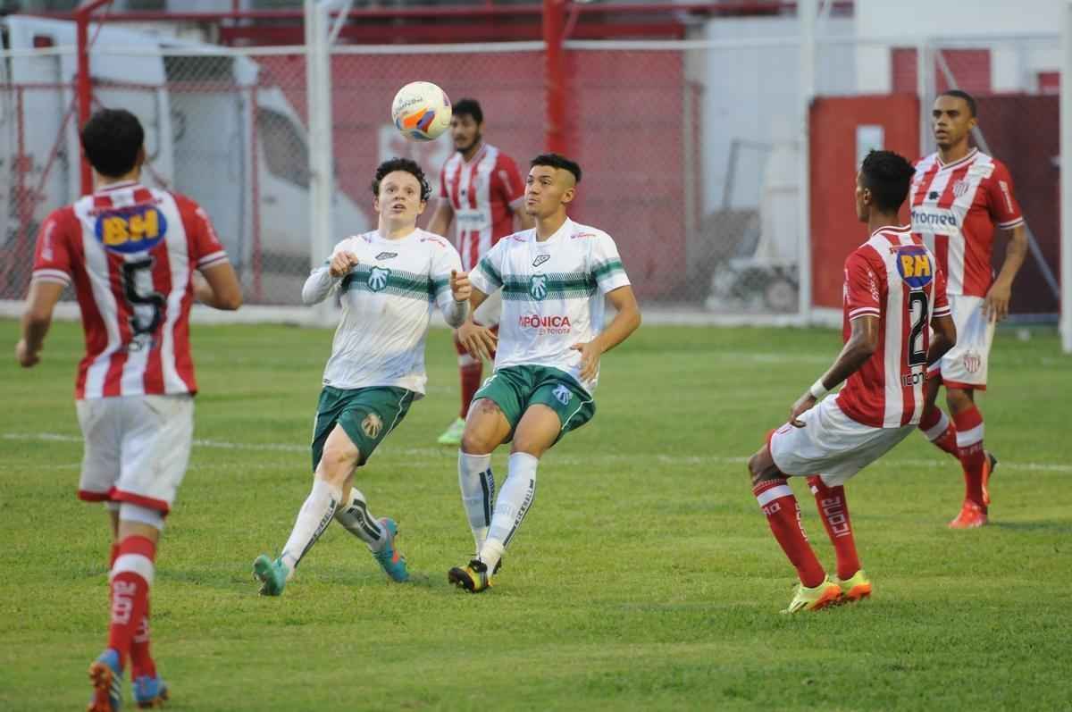 Em Nova Lima, Caldense venceu Villa Nova por 1 a 0 com gol do atacante Cristiano e terminou a primeira fase do Campeonato Mineiro na liderana