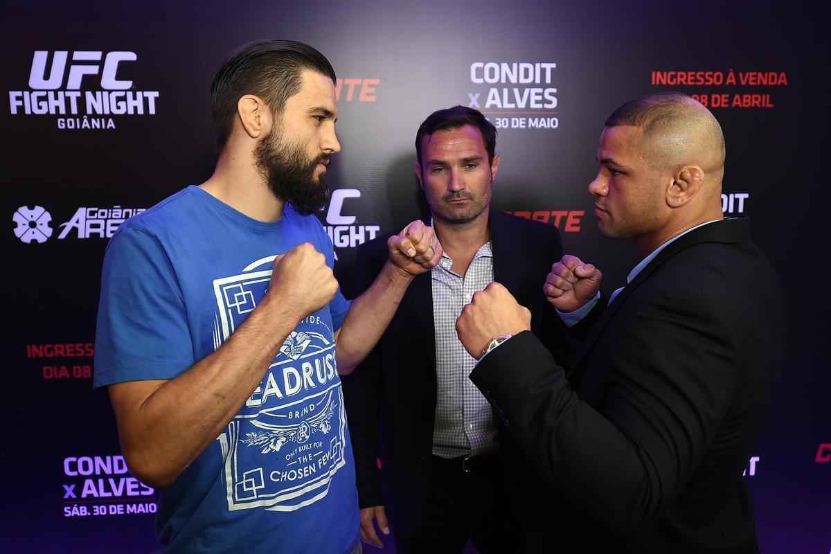 Lanamento do UFC Goinia II - Encarada entre os protagonistas Carlos Condit e Thiago Pitbull
