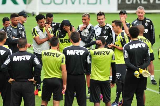 Thiago Ribeiro treinou pela primeira vez com os novos companheiros nesta quarta-feira