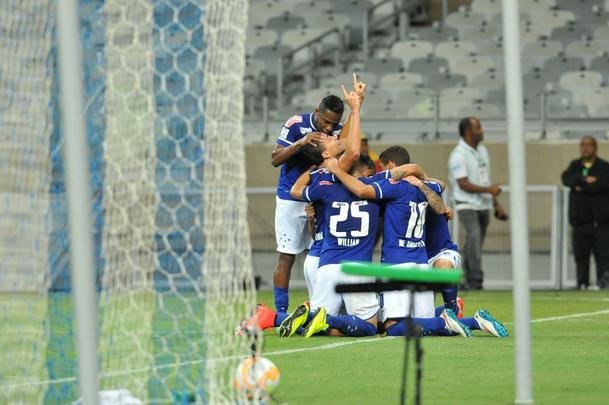 Equipes se enfrentam em jogo vlido pela quarta rodada do grupo 3 da Copa Libertadores