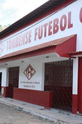 Imagens da pequena cidade de Tombos, que anda em alta com o sucesso do clube local