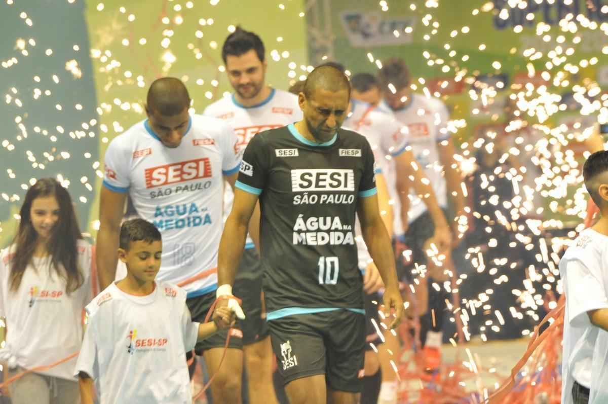Imagens exclusivas da deciso da Superliga Masculina, no Mineirinho, entre Cruzeiro e Sesi