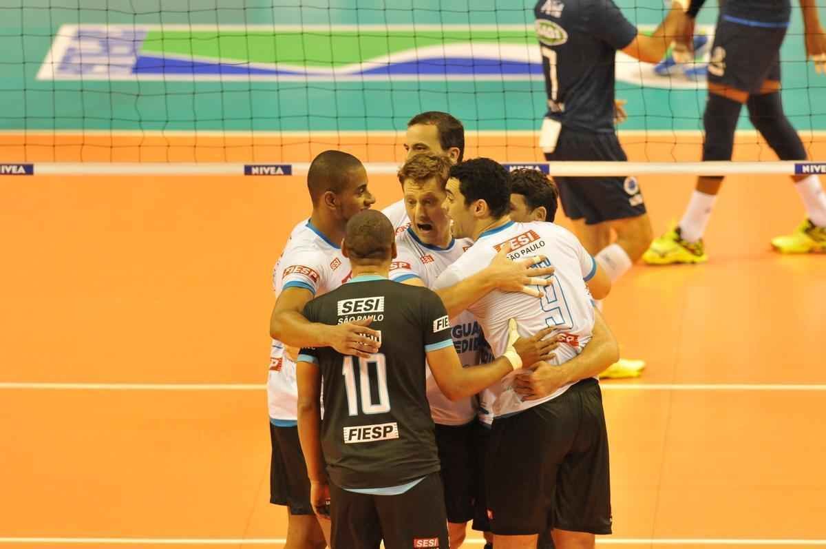 Imagens exclusivas da deciso da Superliga Masculina, no Mineirinho, entre Cruzeiro e Sesi