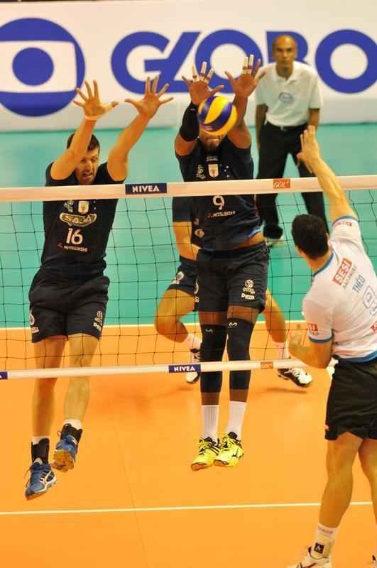 Imagens exclusivas da deciso da Superliga Masculina, no Mineirinho, entre Cruzeiro e Sesi