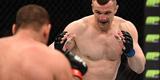 Imagens da revanche histrica entre Cro Cop e Napo, vencida pelo croata por nocaute tcnico no terceiro round