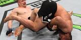 Imagens da revanche histrica entre Cro Cop e Napo, vencida pelo croata por nocaute tcnico no terceiro round