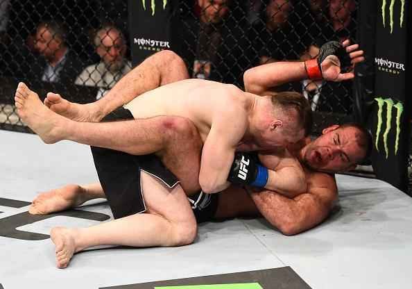 Imagens da revanche histrica entre Cro Cop e Napo, vencida pelo croata por nocaute tcnico no terceiro round