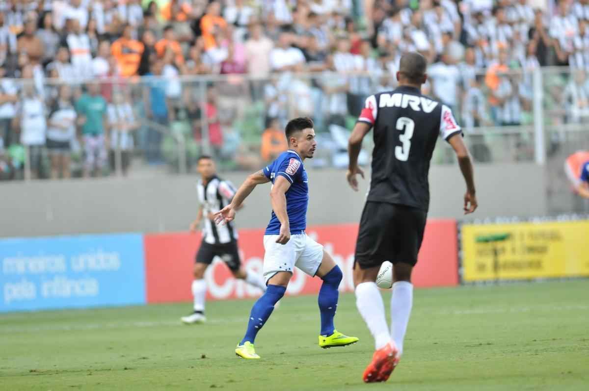 Imagens do clssico entre Atltico e Cruzeiro no Independncia. Partida  a primeira da semifinal do Campeonato Mineiro