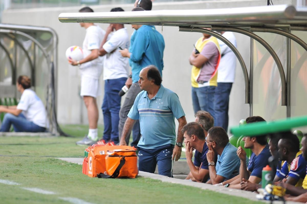 Imagens do clssico entre Atltico e Cruzeiro no Independncia. Partida  a primeira da semifinal do Campeonato Mineiro
