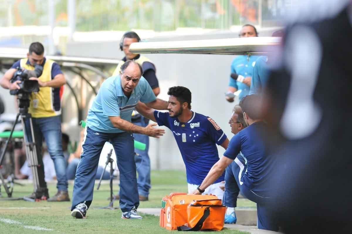 Imagens do clssico entre Atltico e Cruzeiro no Independncia. Partida  a primeira da semifinal do Campeonato Mineiro