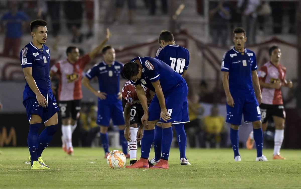 Equipes se enfrentam no estdio El Palacio, em jogo vlido pela quinta rodada do grupo 3 da Libertadores
