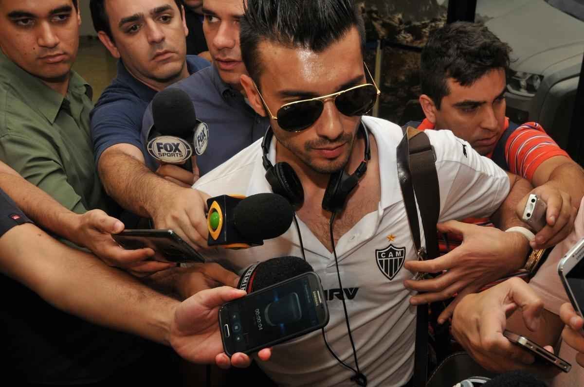 Jogadores chegaram em Confins e foram direto para a Cidade do Galo