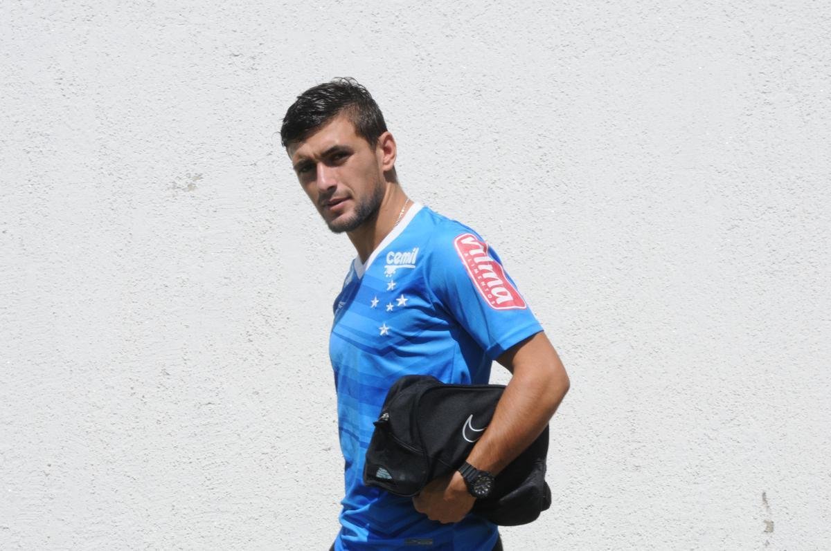 Equipe se prepara para o clssico contra o Atltico, no domingo, pela semifinal do Campeonato Mineiro