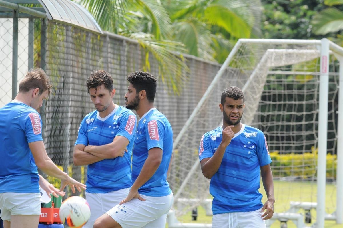 Equipe se prepara para o clssico contra o Atltico, no domingo, pela semifinal do Campeonato Mineiro