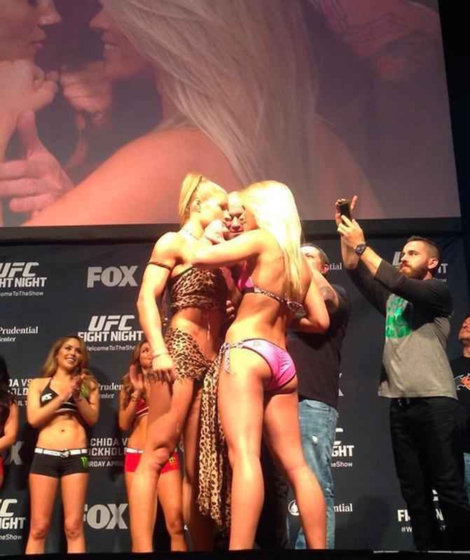 Imagens das encaradas e dos bastidores da pesagem do UFC em Newark - Felice Herig x Paige VanZant