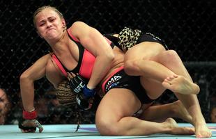 Imagens das lutas e dos bastidores do UFC on FOX 15, em Newark - Paige VanZant venceu Felice Herrig por deciso unnime 