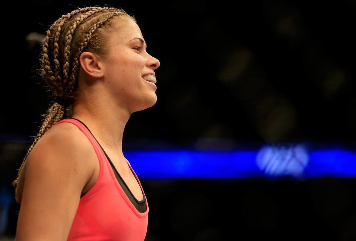 Imagens das lutas e dos bastidores do UFC on FOX 15, em Newark - Paige VanZant venceu Felice Herrig por deciso unnime 