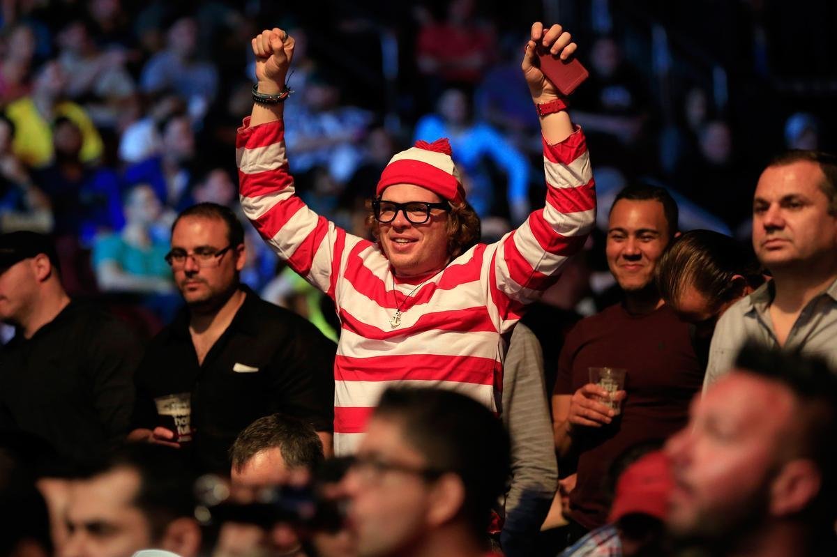 Imagens das lutas e dos bastidores do UFC on FOX 15, em Newark - Paige VanZant venceu Felice Herrig por deciso unnime 