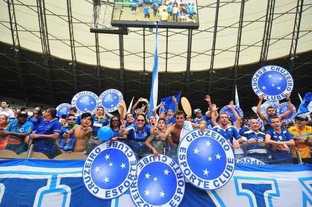Imagens exclusivas do clssico entre Cruzeiro e Atltico, no Mineiro, pela semifinal do Campeonato Mineiro