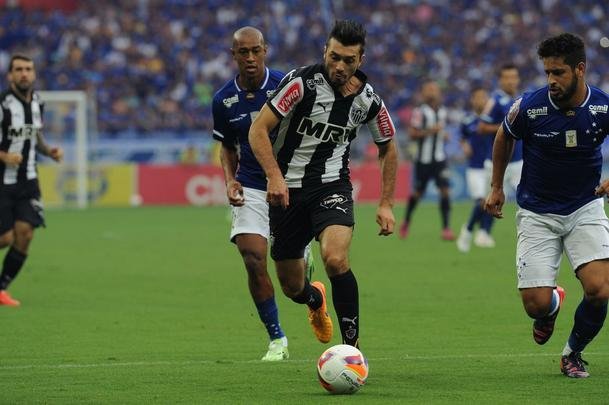 Imagens exclusivas do clssico entre Cruzeiro e Atltico, no Mineiro, pela semifinal do Campeonato Mineiro