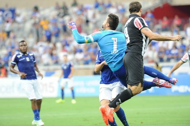 Imagens exclusivas do clssico entre Cruzeiro e Atltico, no Mineiro, pela semifinal do Campeonato Mineiro