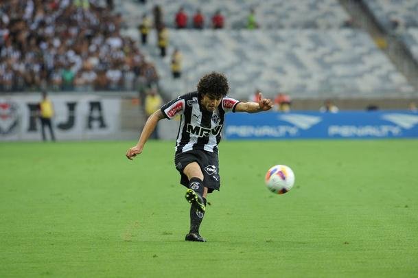 Imagens exclusivas do clssico entre Cruzeiro e Atltico, no Mineiro, pela semifinal do Campeonato Mineiro