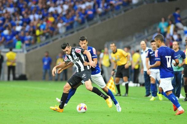 Imagens exclusivas do clssico deste domingo, no Mineiro; gol do atleticano Pratto